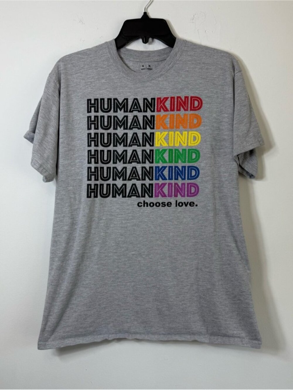 Michaels HUMAN KIND Choose Love Rainbow Pride Graphic Tee Grey M